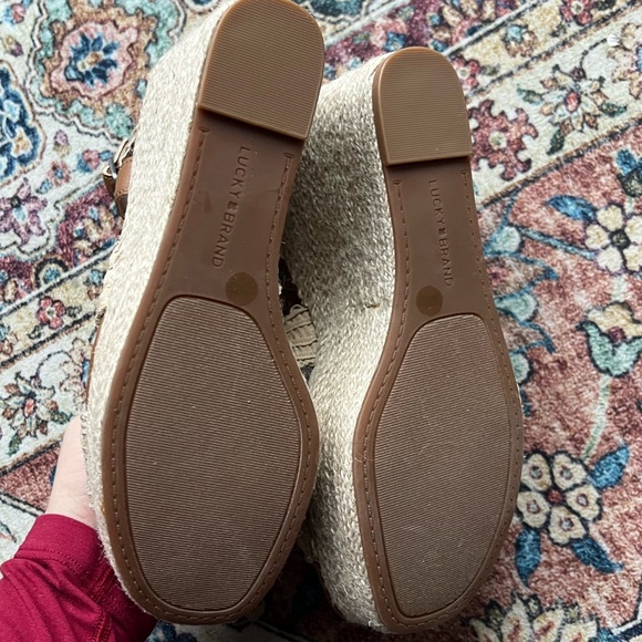 NWOB Lucky Brand crochet chunky platform espadrilles, size 8.5 - Picture 4 of 8